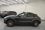 2018 Macan Thumbnail 4
