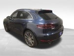 2018 Macan Thumbnail 2
