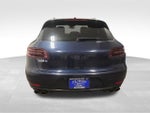 2018 Macan Thumbnail 3