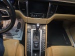 2018 Macan Thumbnail 11