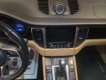 2018 Macan Thumbnail 12
