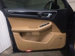 2018 Macan Thumbnail 20
