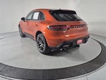2022 Macan Thumbnail 3