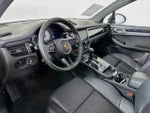 2023 Macan Thumbnail 9