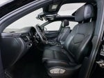 2023 Macan Thumbnail 21