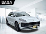 2022 Macan Thumbnail 1