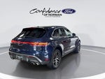 2023 Macan Thumbnail 7