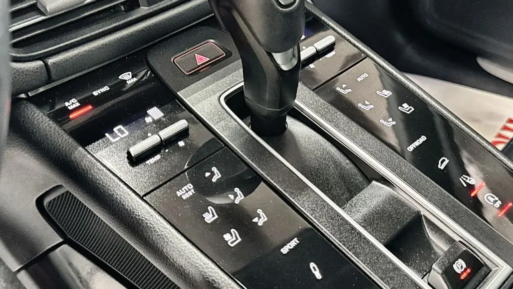 2023 Porsche Macan S