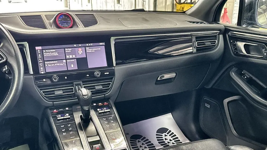 2023 Porsche Macan S