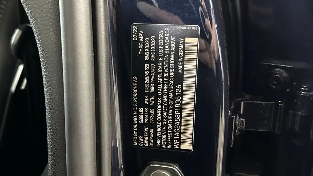 2023 Porsche Macan S