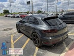2017 Macan Thumbnail 2