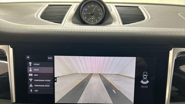 2022 Porsche Macan S