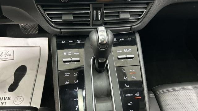 2022 Porsche Macan S
