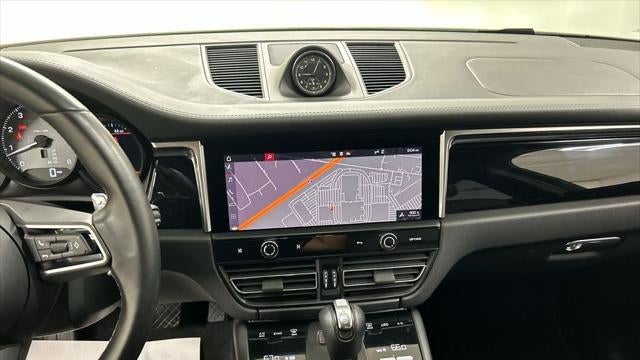 2022 Porsche Macan S
