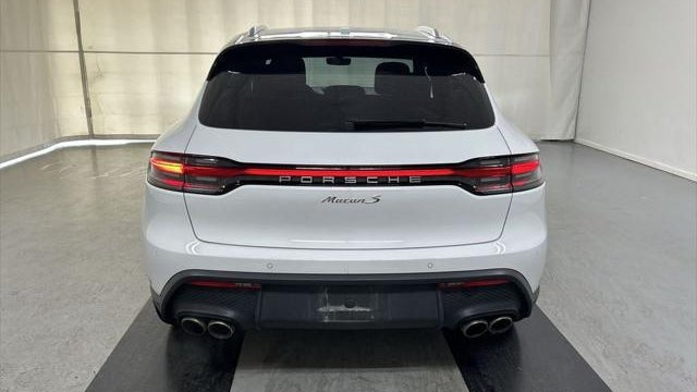 2022 Porsche Macan S