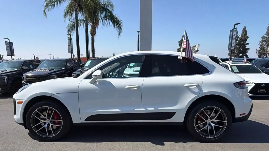 2023 Porsche Macan S