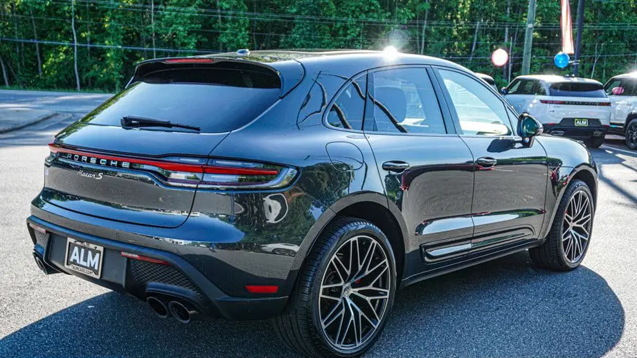 2024 Porsche Macan S