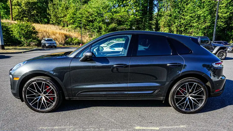 2024 Porsche Macan S
