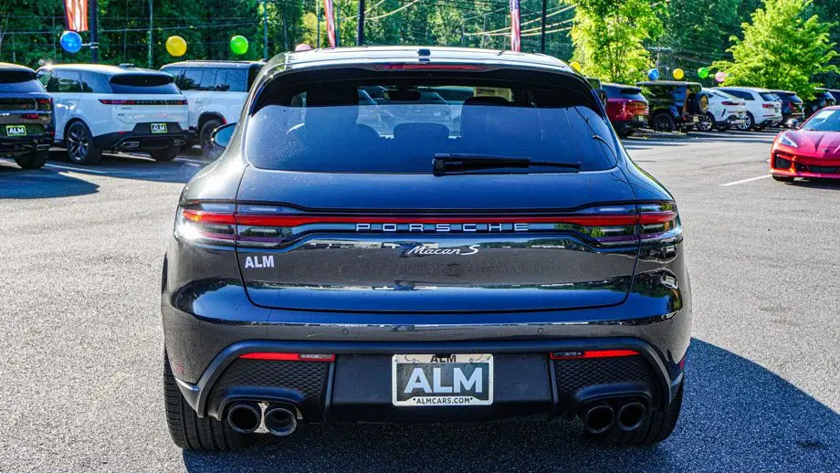2024 Porsche Macan S