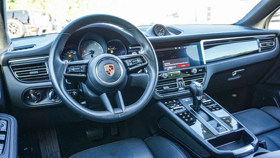 2024 Porsche Macan S