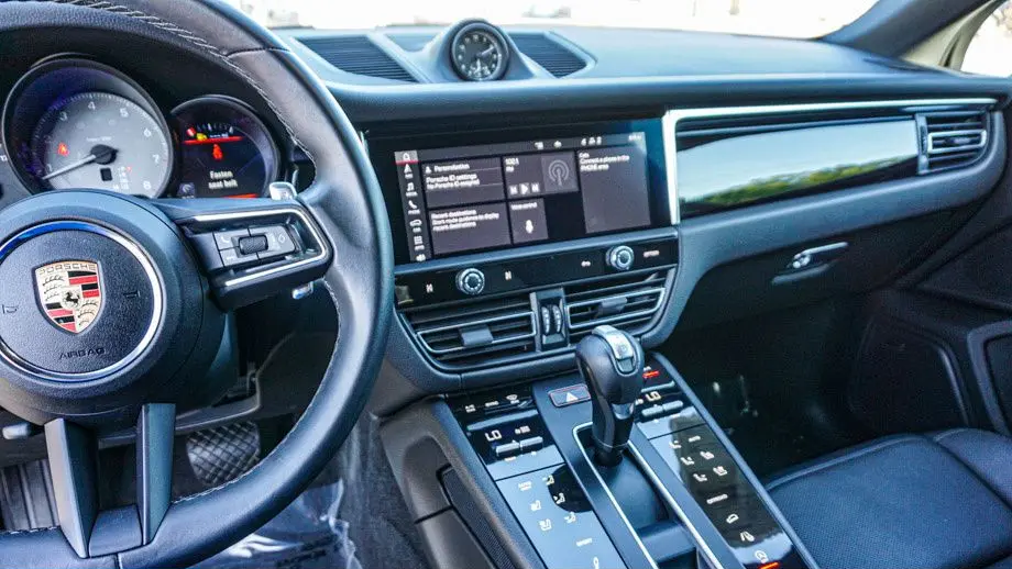 2024 Porsche Macan S