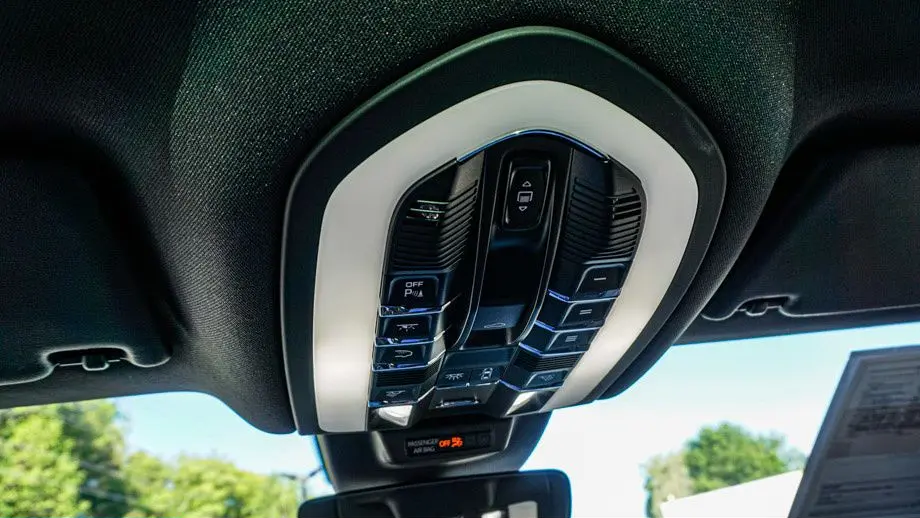 2024 Porsche Macan S