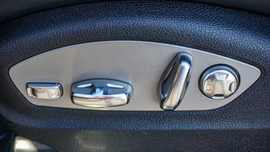 2024 Porsche Macan S