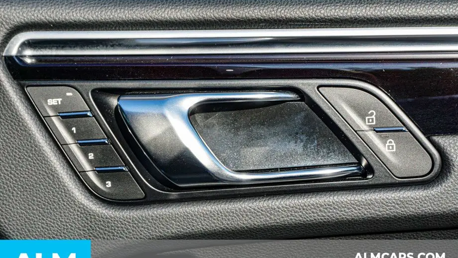 2024 Porsche Macan S