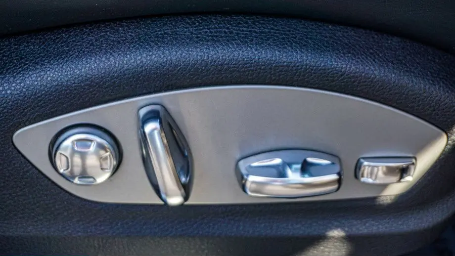 2024 Porsche Macan S