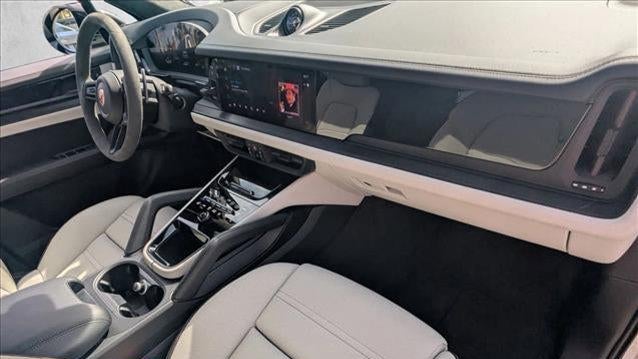 2026 Porsche Cayenne GTS