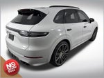 2023 Cayenne Thumbnail 3