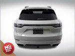 2023 Cayenne Thumbnail 4