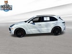2023 Cayenne Thumbnail 4