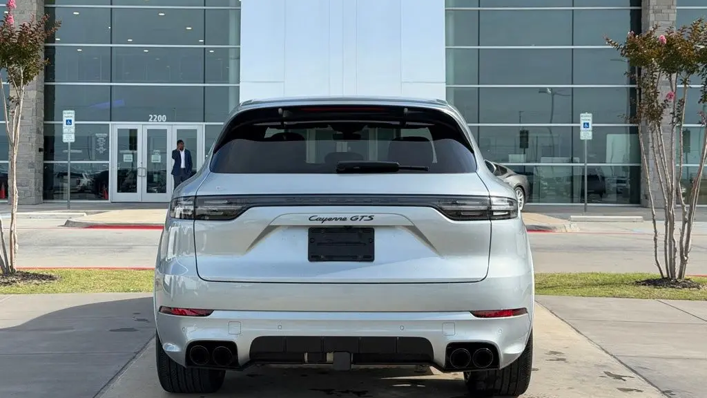 2021 Porsche Cayenne GTS