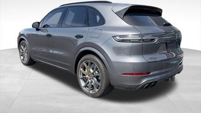2021 Porsche Cayenne Turbo S E-Hybrid