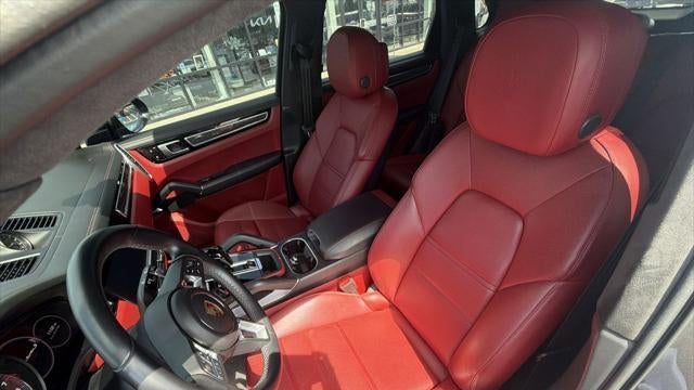 2021 Porsche Cayenne Turbo S E-Hybrid