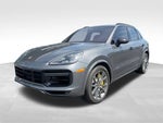 2021 Cayenne Thumbnail 4