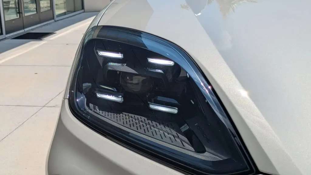 2024 Porsche Cayenne S