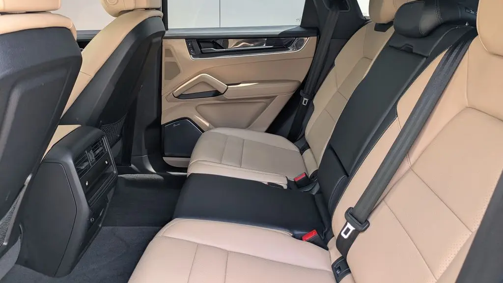 2024 Porsche Cayenne S