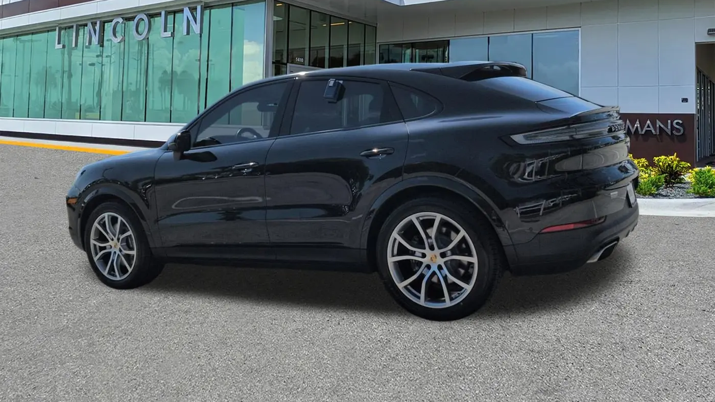 2024 Porsche Cayenne Coupe