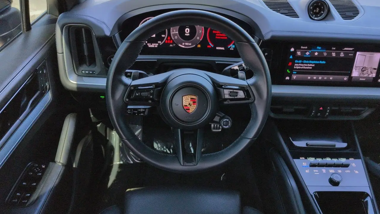 2024 Porsche Cayenne Coupe