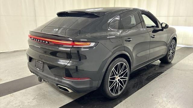 2025 Porsche Cayenne Coupe