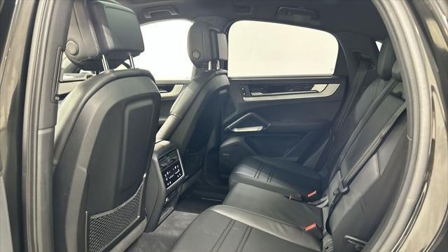 2025 Porsche Cayenne Coupe