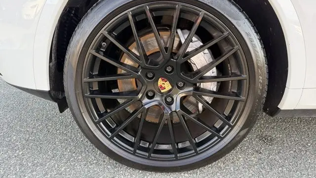 2023 Porsche Cayenne Coupe