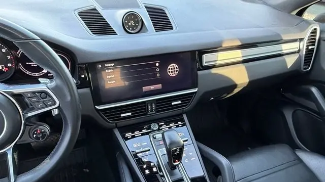 2023 Porsche Cayenne Coupe