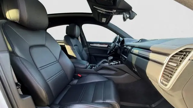 2023 Porsche Cayenne Coupe