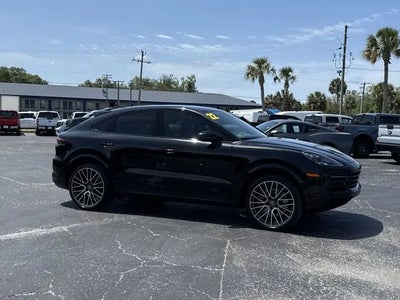 Photo of a 2022 Porsche Cayenne AWD Coupe 4DR SUV for sale