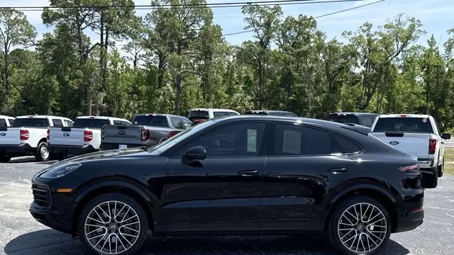 2022 Porsche Cayenne Coupe