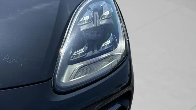 2022 Porsche Cayenne Coupe