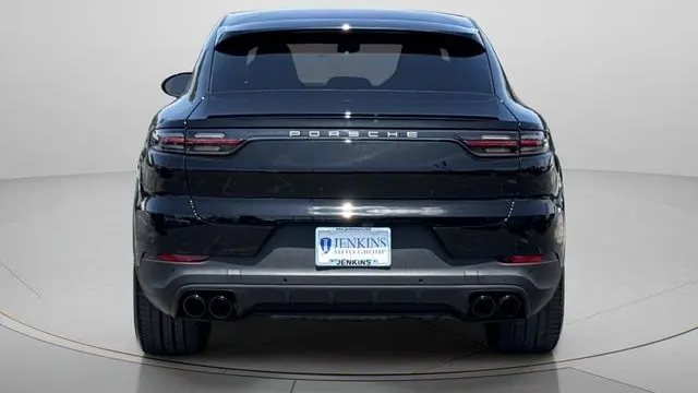 2022 Porsche Cayenne Coupe
